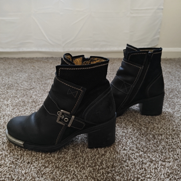 Fly London Labe Black Leather & Suede Ankle Bootie 7.5 - Picture 3 of 9